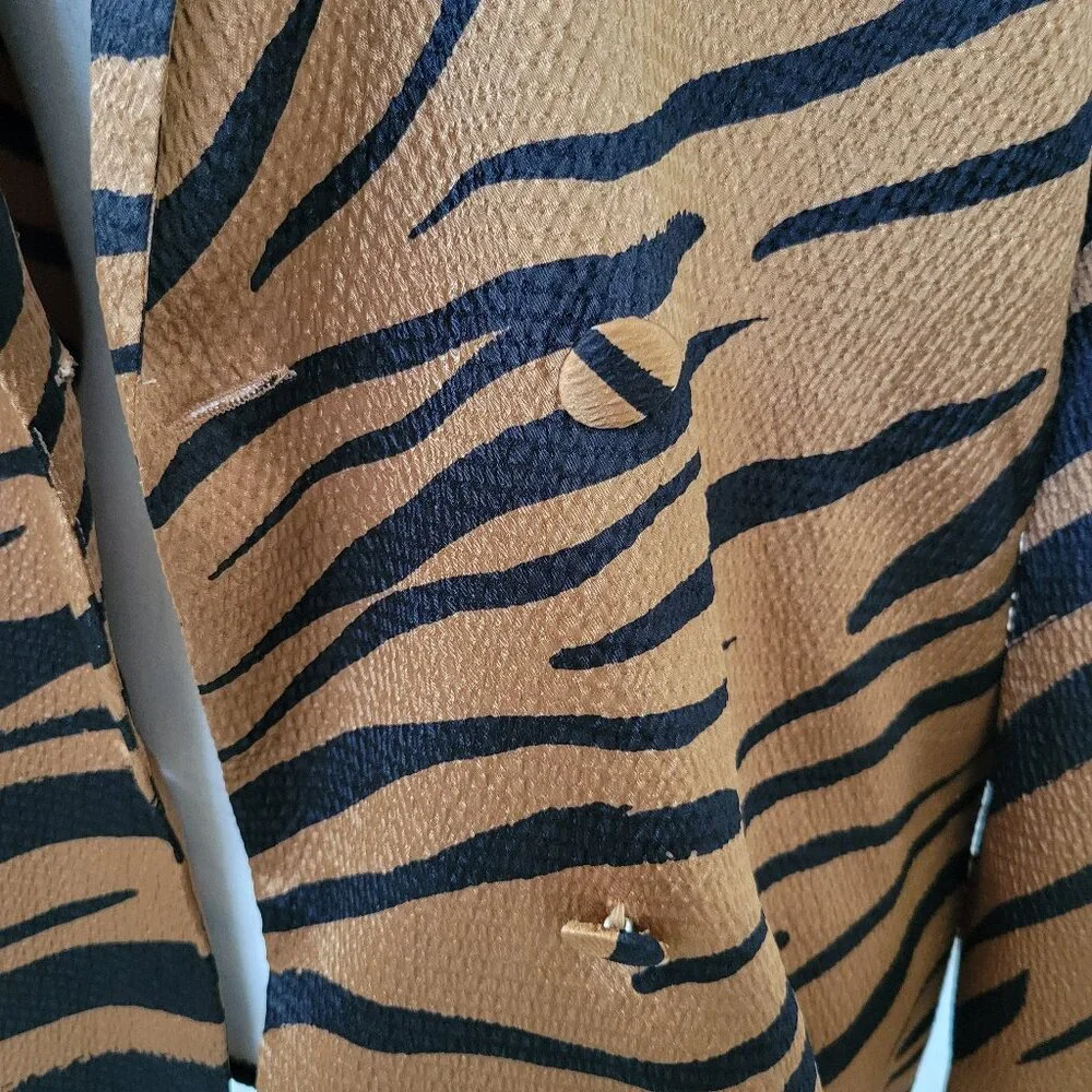 Who What Wear Blazer Blouse Small Animal Print Tiger Brown Black Orange Jacket - Picture 7 of 7